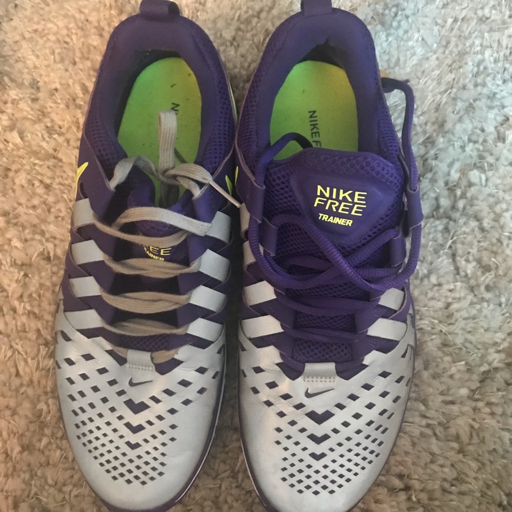 Men’s Nike reflective running shoes size 10